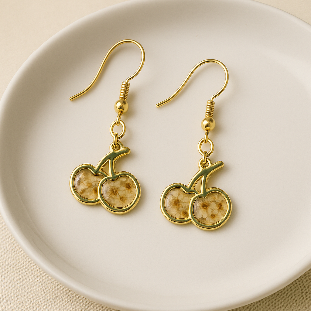 Real Dried Flower Earrings Handmade Resin Dangle - Unique Handcrafted Design with Natural Floral Elements