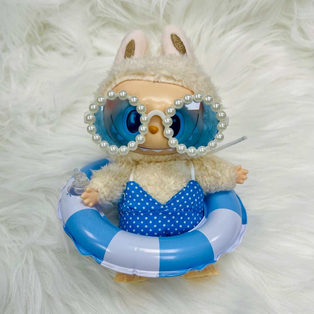 Mini Doll Summer Swimsuit & Pool Float Set ā Cute Beach Day Outfits for Doll 18cm Figures with Pearl Sunglasses